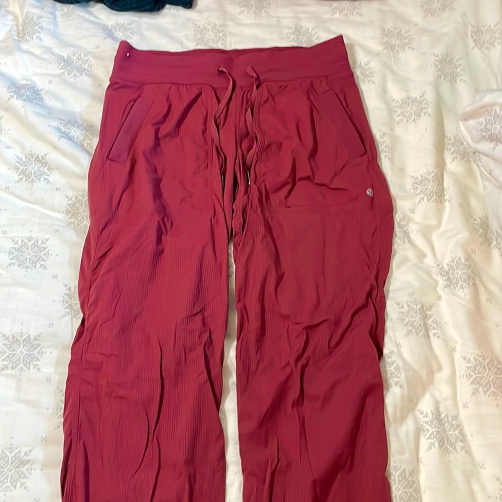 Lululemon burgundy active pants, size 8
